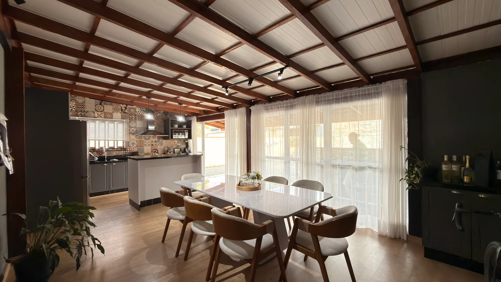 Casa no Itaum · sala de jantar
