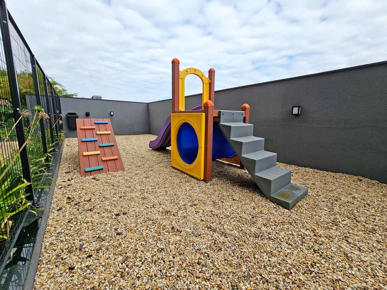 Morse 282 · playground