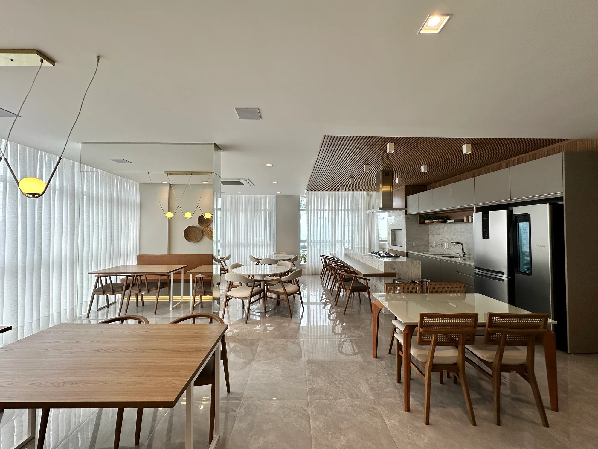 Sunset Tower · espaço gourmet